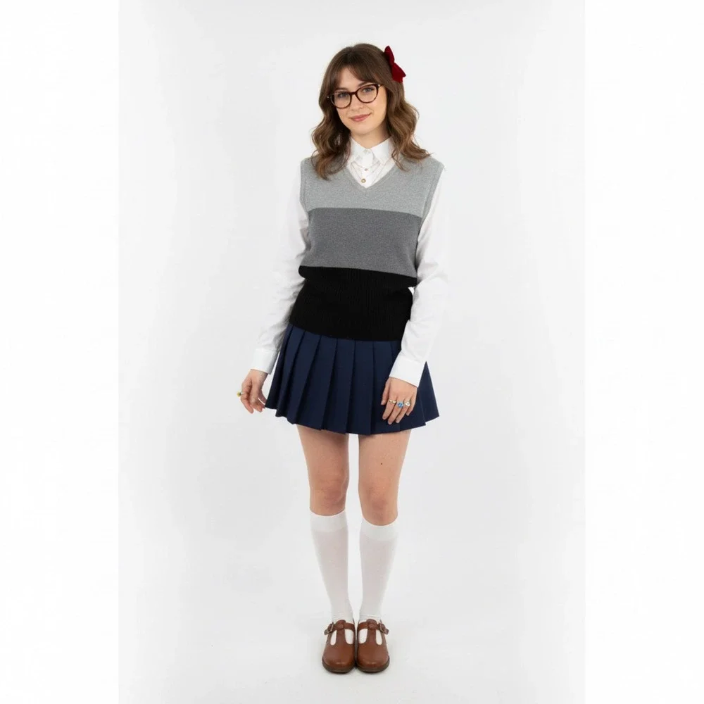 Vintage Y2K Preppy Twee Striped Sweater Vest Express Bleus Sz Med Black and Grey